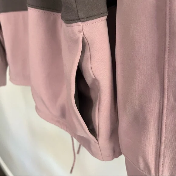 Athleta Gray and Pink Oversized Turtleneck Sweatshirt size Small - Picture 5 of 9